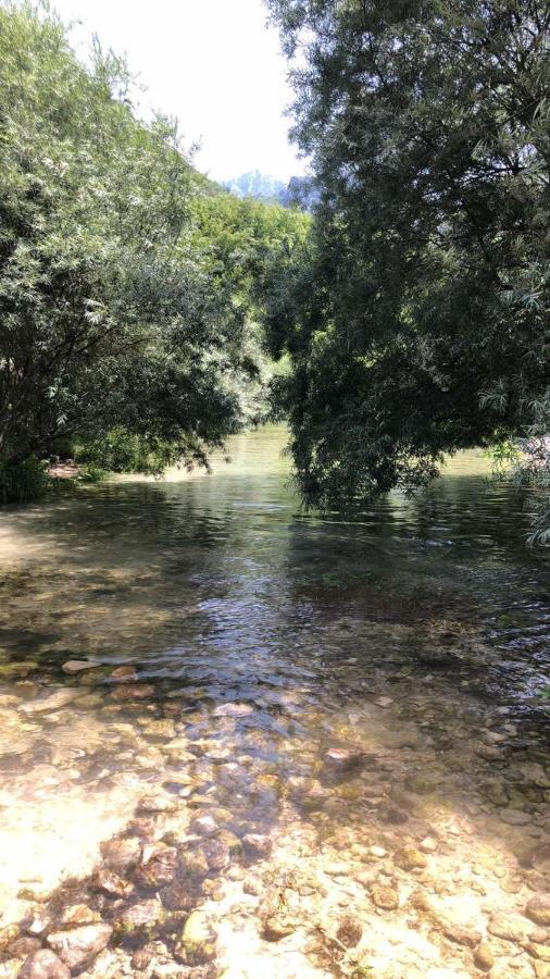 Villa Kuca Za Odmor Diva à Mostar Extérieur photo
