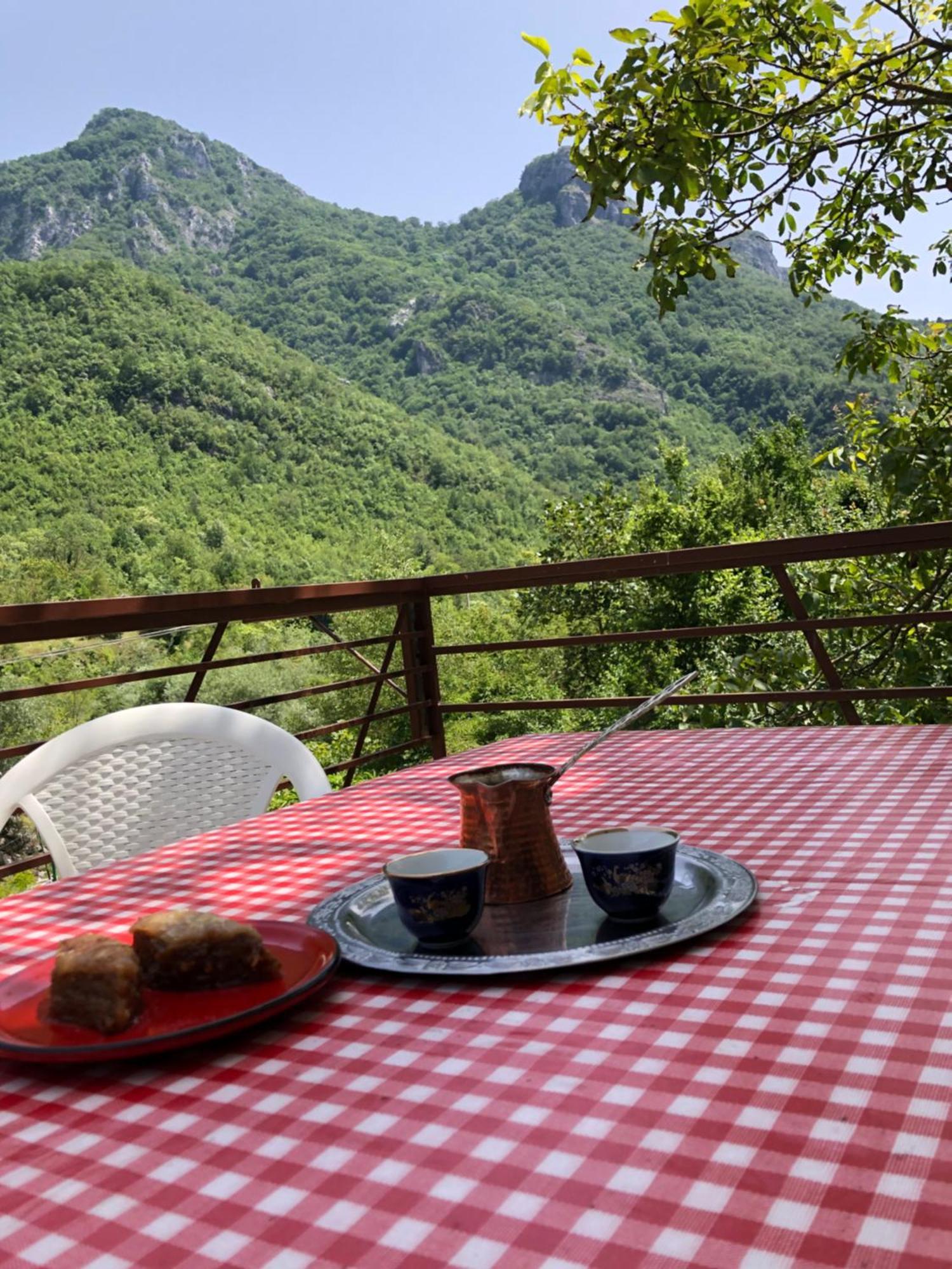 Villa Kuca Za Odmor Diva à Mostar Extérieur photo